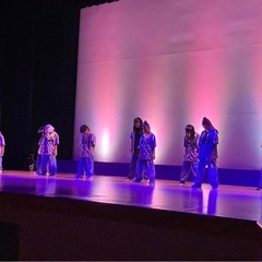 人見知りで恥ずかしがり屋な小学生がダンスを習って自信満々に！！