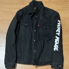 Levi's ＆Mickey Mouse コラボブラックジャケッ...