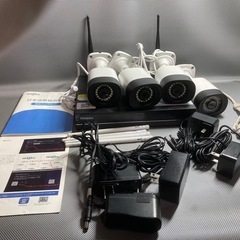 1TBHDD内蔵NVR本体と500万画素カメラ4台