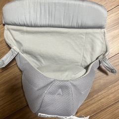 エルゴ　抱っこ紐　　新生児インサートの画像