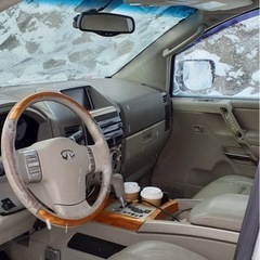 米国日産 インフィニティQX56 交換分割可の画像