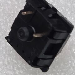 CHERRY MX2A SILENT REDキースイッチ　静音赤軸（ピンク軸）9個の画像