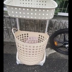 【無対面】ニトリ　ランドリーバスケット　収納家具