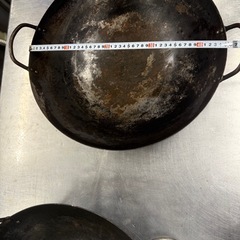 中華両手鉄鍋2点セットの画像