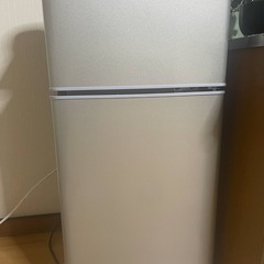 【中古美品】ONE STEP 冷蔵庫 TE-RE001-WH（2024年製）販売中！の画像