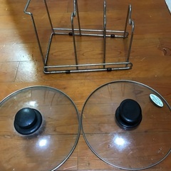 鍋蓋2つ　鍋蓋スタンドの画像