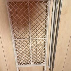つっぱり棒の画像