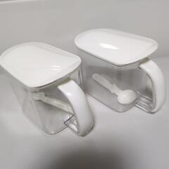 【美品】キッチン用品 砂糖や塩を入れるケース