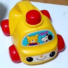 コンビ  🟡くるまのおもちゃ