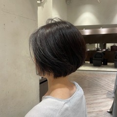 ロングかセミロングの女性の方とても助けてください‼️😭無料…