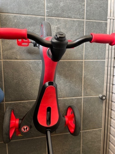 GLOBBER エクスプローラー トライク 3in1 三輪車 赤