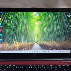 🐸NEC🌟Lavie🌟NS150BAR🌟美品赤🌟SSD🌟WIN11🌟Office2021の画像