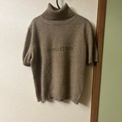 ハイネック半袖