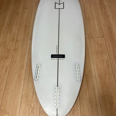 MODOM サーフボード
の画像