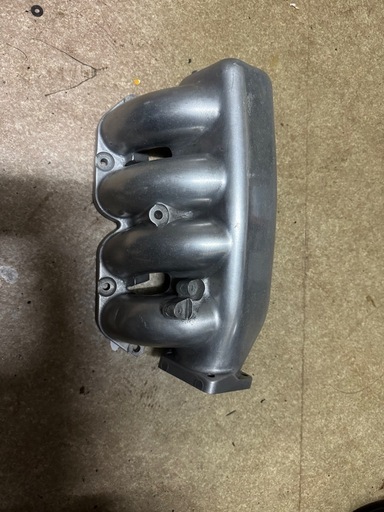 シルビアS15サージタンク