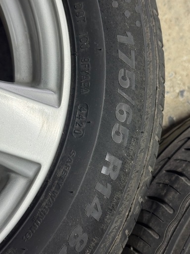 社外アルミ　175/65R14 5.5J＋45 100-4H　
