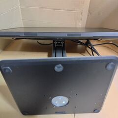 世田谷区近辺配送可能　パソコンモニター　スピーカー非搭載　 U2415b　Dell モニターディスプレイ　24インチフレームレス　フリッカーフリーに対応した多機能なフレームレスモニター　薄型ベゼルの高品質モニター　高さ調整　回転　ノングレア(非光沢)　デルデジタルハイエンドシリーズの画像