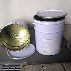 使用済みペール缶