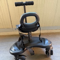 【ハンドル・ベルト・背もたれ付き】ベビーカーステップの画像