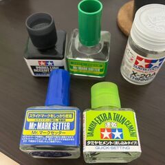 プラモデル塗料