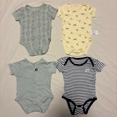 【ベビー服】ロンパース 4枚セット（60〜70cm）