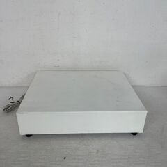 キャッシュドロワー 鍵付き ホワイト ドロワー レジ レジ用品 3札6硬貨 店舗 店舗用品 本体のみ 動作未確認 ドロア メーカー不明 Y1396の画像