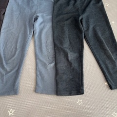 ユニクロ130 レギンス３枚セットの画像