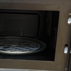 電子レンジ【配達無料お届け設置出来ます💫都内近郊🚚】信頼のSHARP製✨オーブン機能付き✨除菌クリーニング済み✨美品✨他にも冷蔵庫.洗濯機.電子レンジ.オーブン電子レンジ.炊飯器.テーブル&椅子.机&チェアー.ベット&マットレス.ドレッサーなど多種多様な美品が有ります✨お気軽にお問い合わせ下さい💫の画像