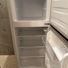 Hisense 冷蔵庫 120lの画像