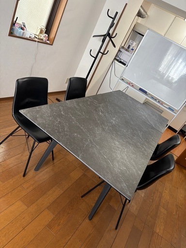 テーブル　伸縮可能