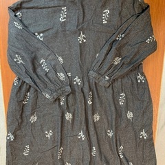 花柄刺繍 長袖ボタンアップ シャツワンピースの画像