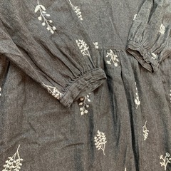 花柄刺繍 長袖ボタンアップ シャツワンピースの画像