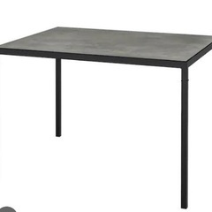 IKEA ニーボーダ ローテーブル