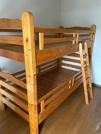 ニトリ　木製の2段ベット　ベッド