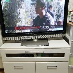 テレビ台　引き出し付き
