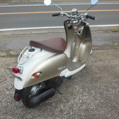 YAMAHA 2st VINOビーノ　シャンパンゴールド セル始動　メーターオーバーし速く好調 　タイヤ　プラグ　フィルター新品交換 キャブ洗浄他かなりお金かけ多数交換 納車整備点検済み 登録後すぐ乗り出せます。直接引き渡し　配送手配も可　SA10J　５AU　４JP　原付の画像