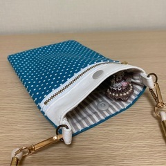 スマホショルダー(前ファスナーポケット付)の画像
