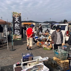 阿左美フリーマーケット  開催中　　 − 群馬県