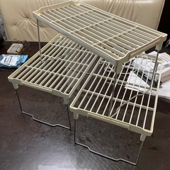 使い道いろいろ　整理棚3つまとめて