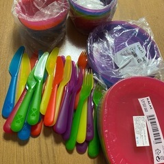 IKEA 子供　プラスチック食器