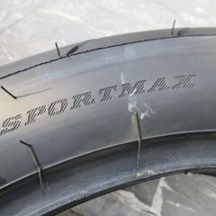 DUNLOP製 120/70ZR17・150/70ZR17 タイヤ 合計2本中古良品②の画像