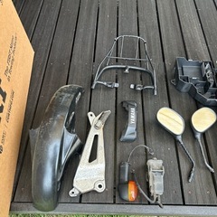 ヤマハ YBR125 キャブ車ノーマルパーツ多数の画像