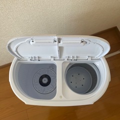 二層式小型洗濯機(値下げします！R7.7.6)
の画像