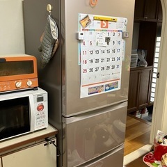 【現在お取引中】東芝ノンフロン冷蔵庫2015年製375L