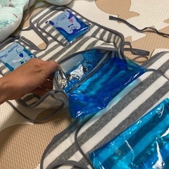ベビーカーシート保冷剤、クッション小物の画像