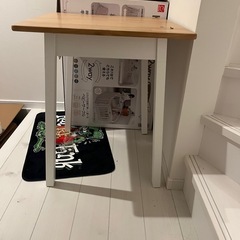 ニトリ　2人用テーブルの画像