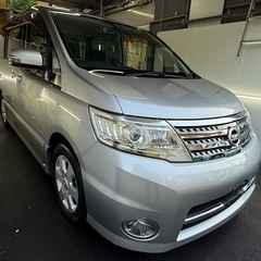 大人気セレナ！ローン審査に不安な方、外国人、車が早急に必要な方！