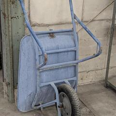一輪車  スチール製の画像