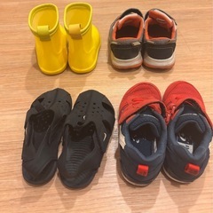 【4足全て17.0cm 】スニーカー2足　サンダル　長ぐつの画像
