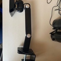 モニターアーム